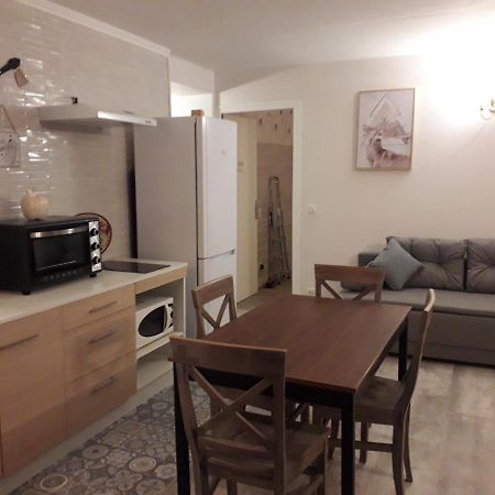 Enclos Savoyard Appartement Meuble 1Chambre 1 Canape Lits 3Personnes Grand-Aigueblanche Luaran gambar
