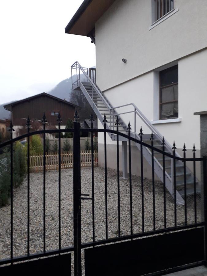 Enclos Savoyard Appartement Meuble 1Chambre 1 Canape Lits 3Personnes Grand-Aigueblanche Luaran gambar