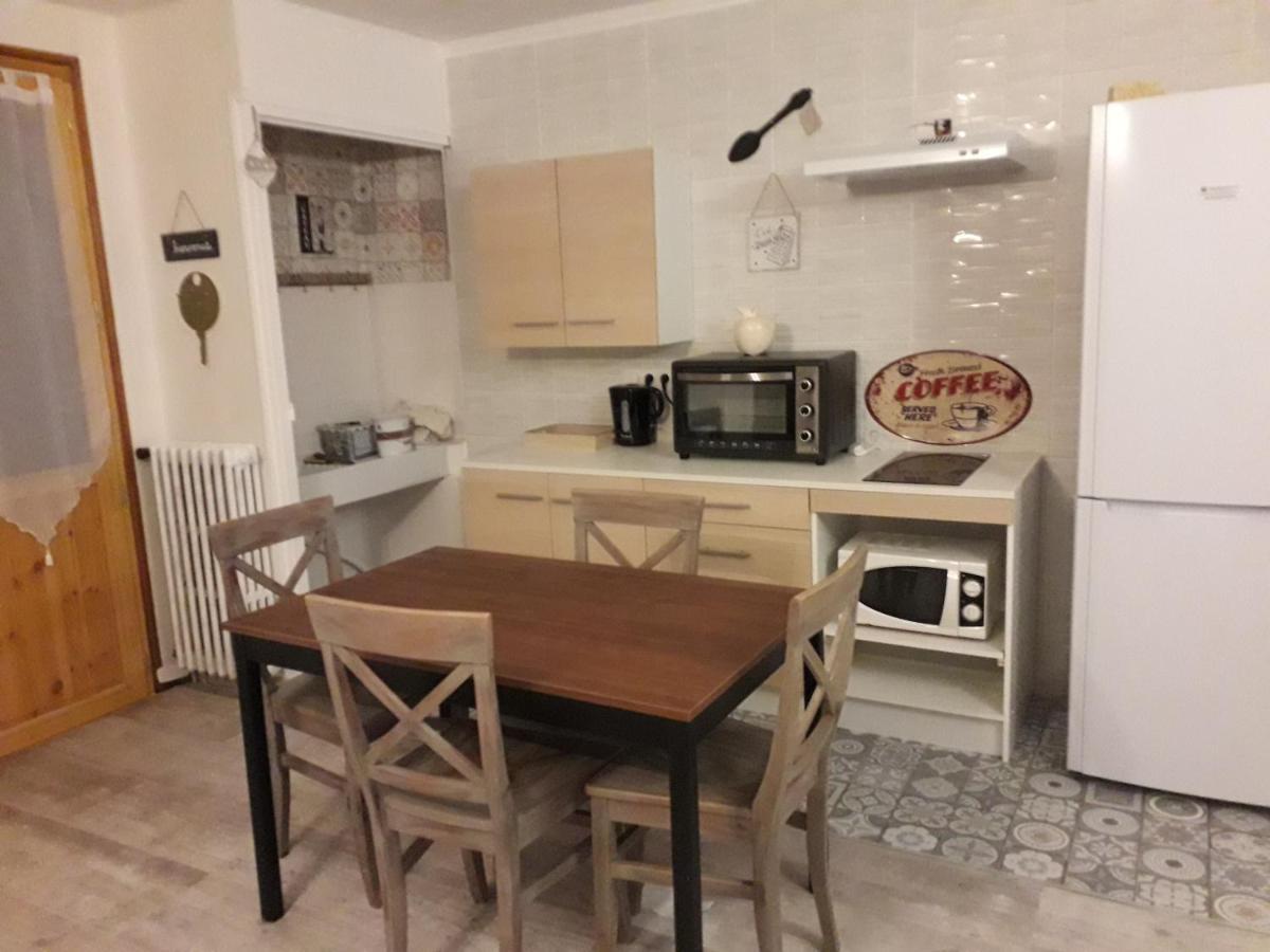 Enclos Savoyard Appartement Meuble 1Chambre 1 Canape Lits 3Personnes Grand-Aigueblanche Luaran gambar