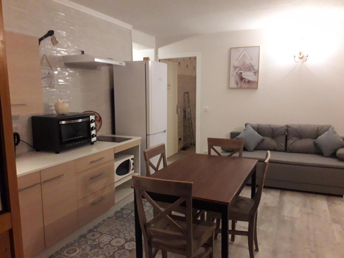 Enclos Savoyard Appartement Meuble 1Chambre 1 Canape Lits 3Personnes Grand-Aigueblanche Luaran gambar